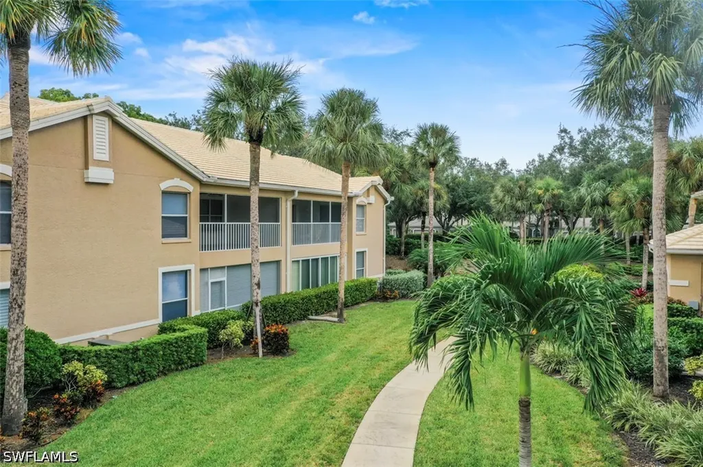 24827 Lakemont Cove Lane Bonita Springs FL 34134