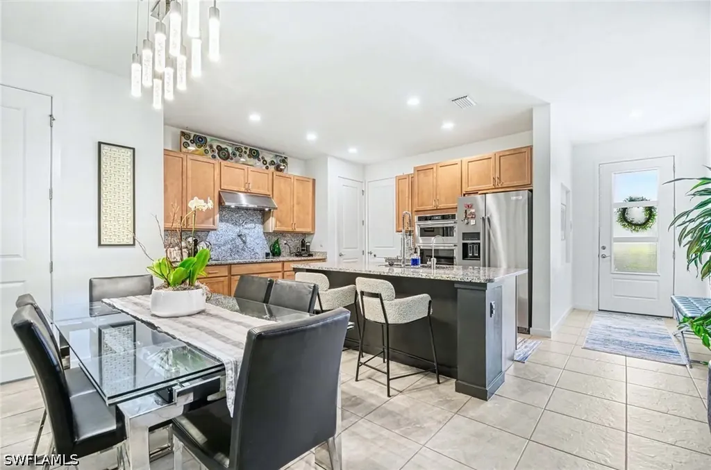 13045 Pembroke Drive Naples FL 34105