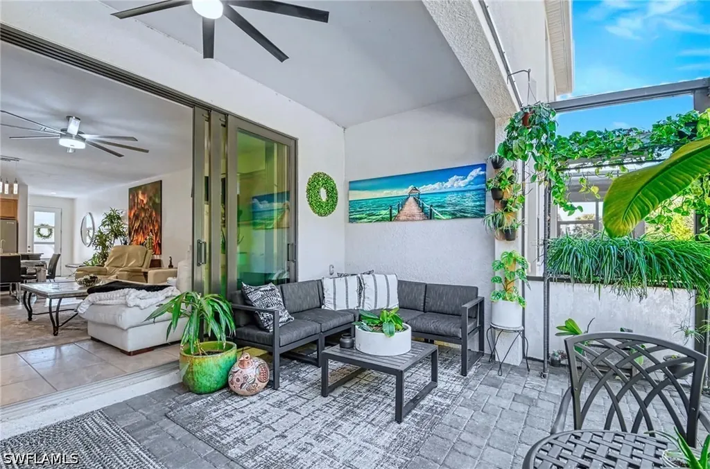 13045 Pembroke Drive Naples FL 34105