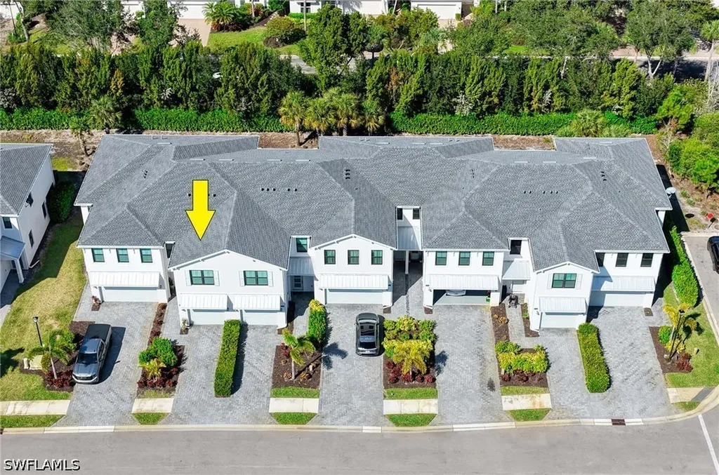 13045 Pembroke Drive Naples FL 34105
