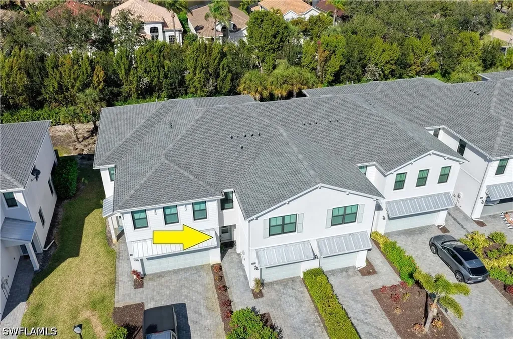 13045 Pembroke Drive Naples FL 34105