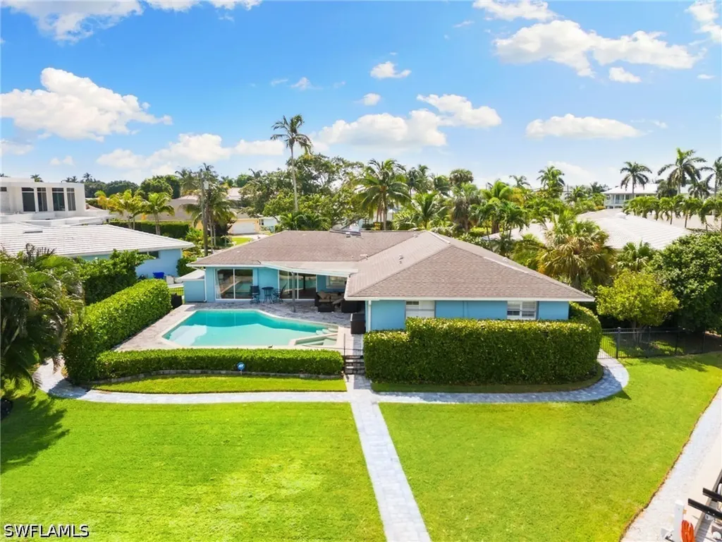 2140 Shad Court Naples FL 34102