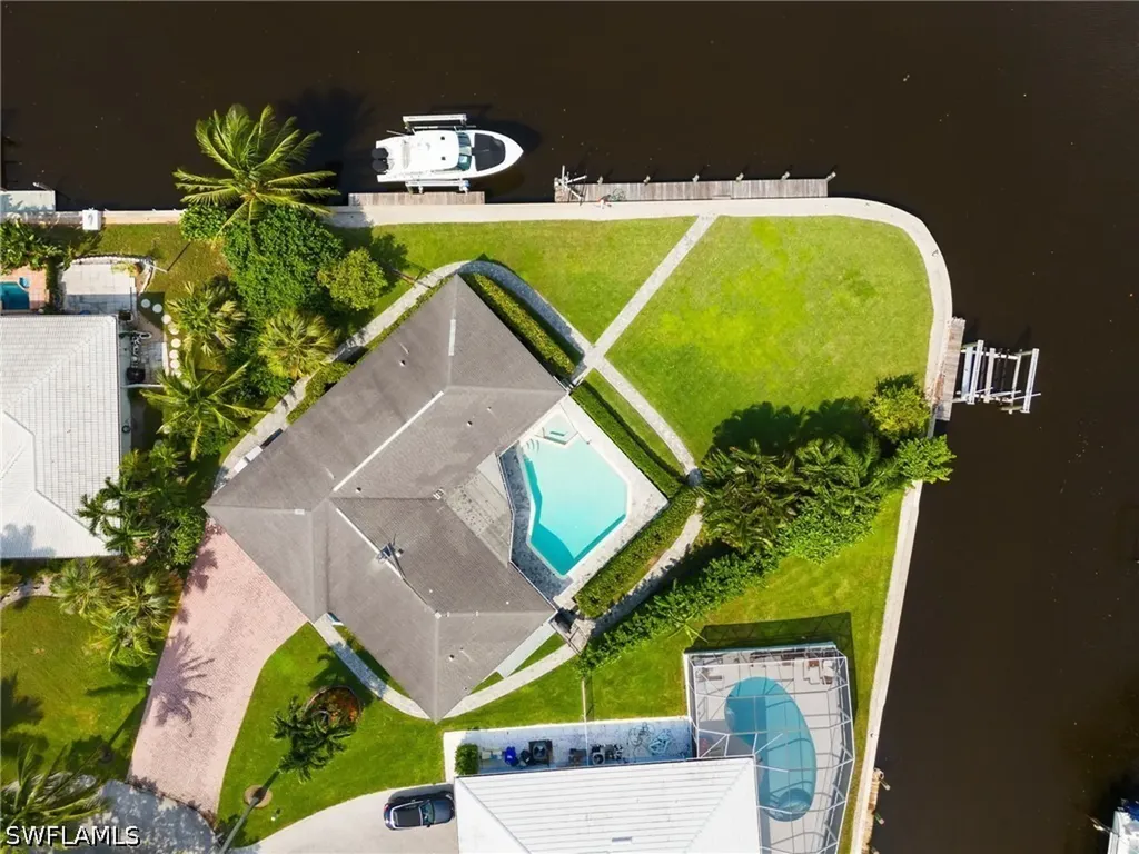 2140 Shad Court Naples FL 34102