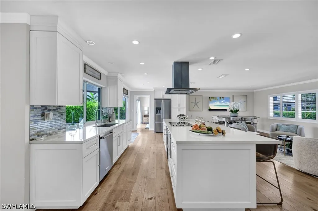 2140 Shad Court Naples FL 34102