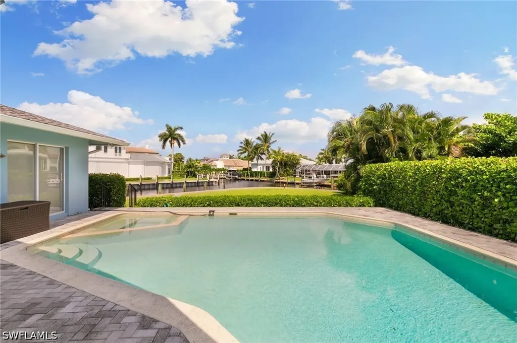 2140 Shad Court Naples FL 34102