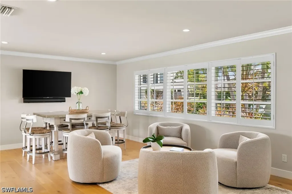 2140 Shad Court Naples FL 34102