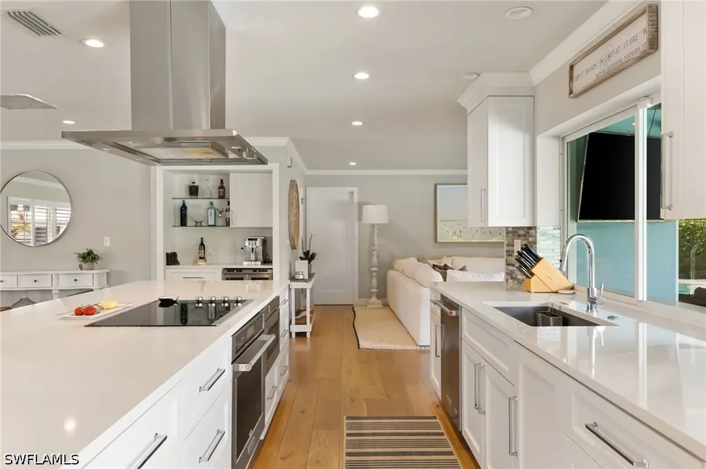 2140 Shad Court Naples FL 34102