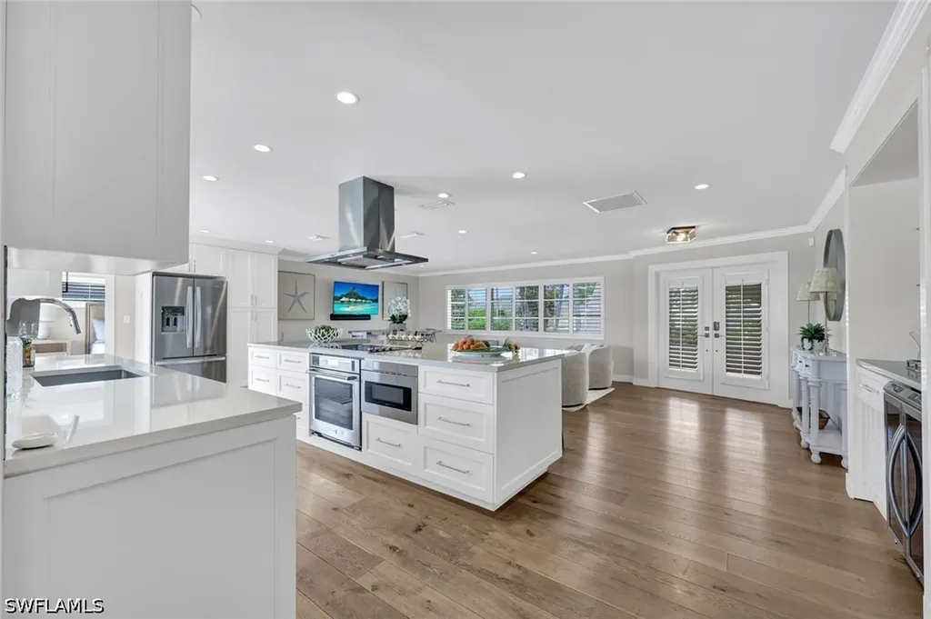 2140 Shad Court Naples FL 34102