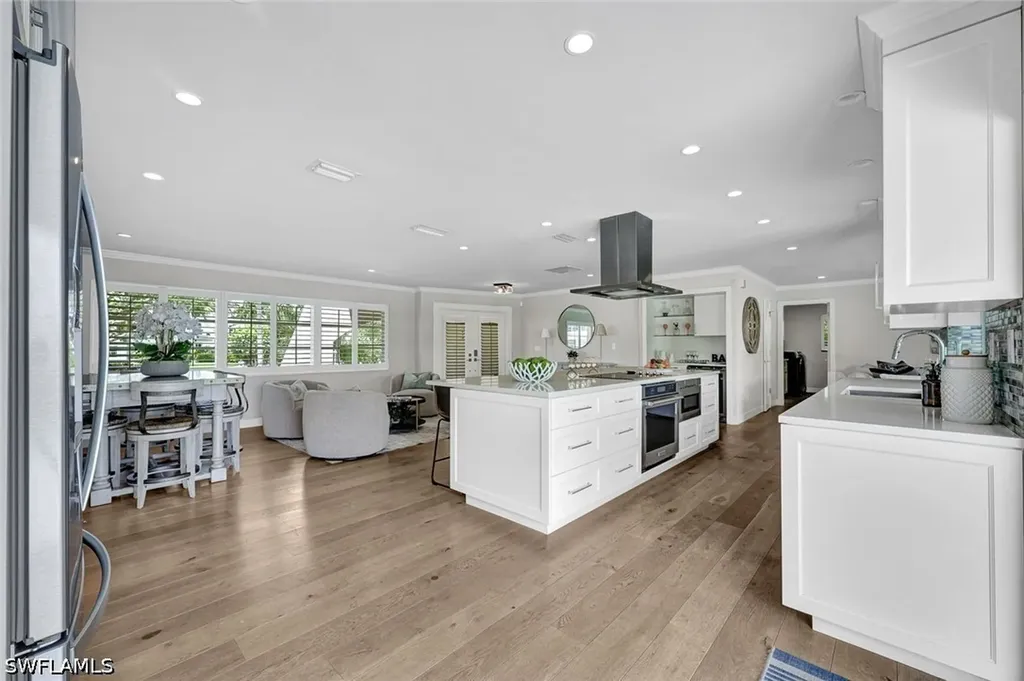 2140 Shad Court Naples FL 34102