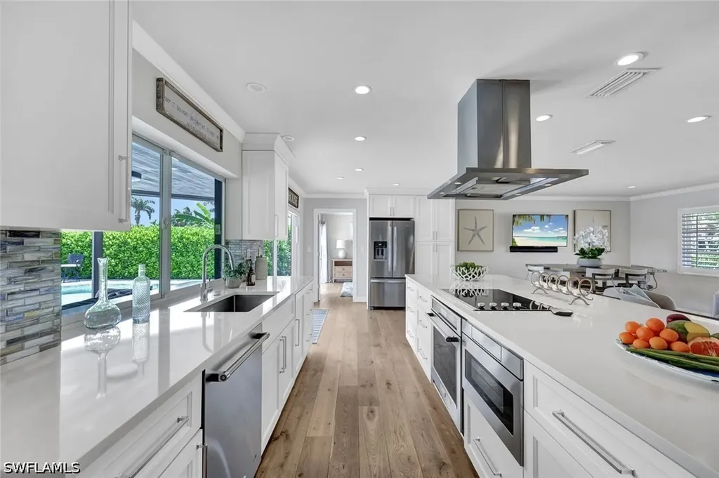 2140 Shad Court Naples FL 34102