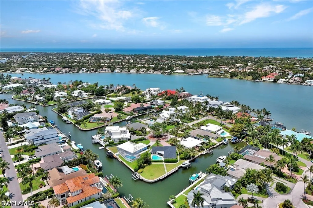 2140 Shad Court Naples FL 34102