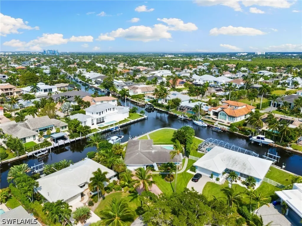2140 Shad Court Naples FL 34102