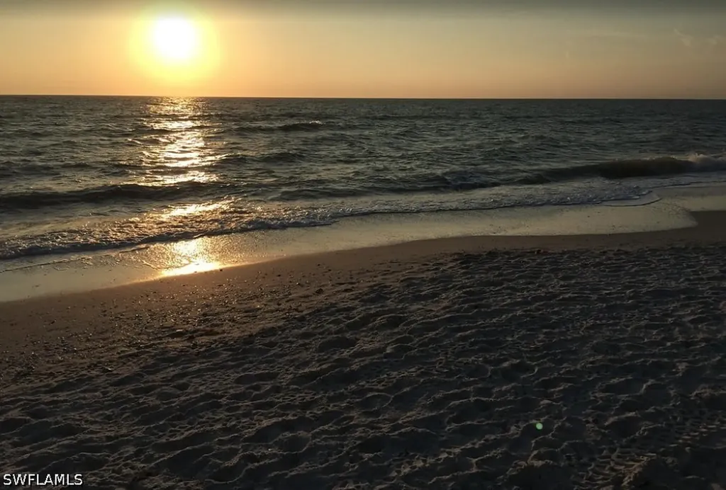 9255 Museo Circle Naples FL 34114