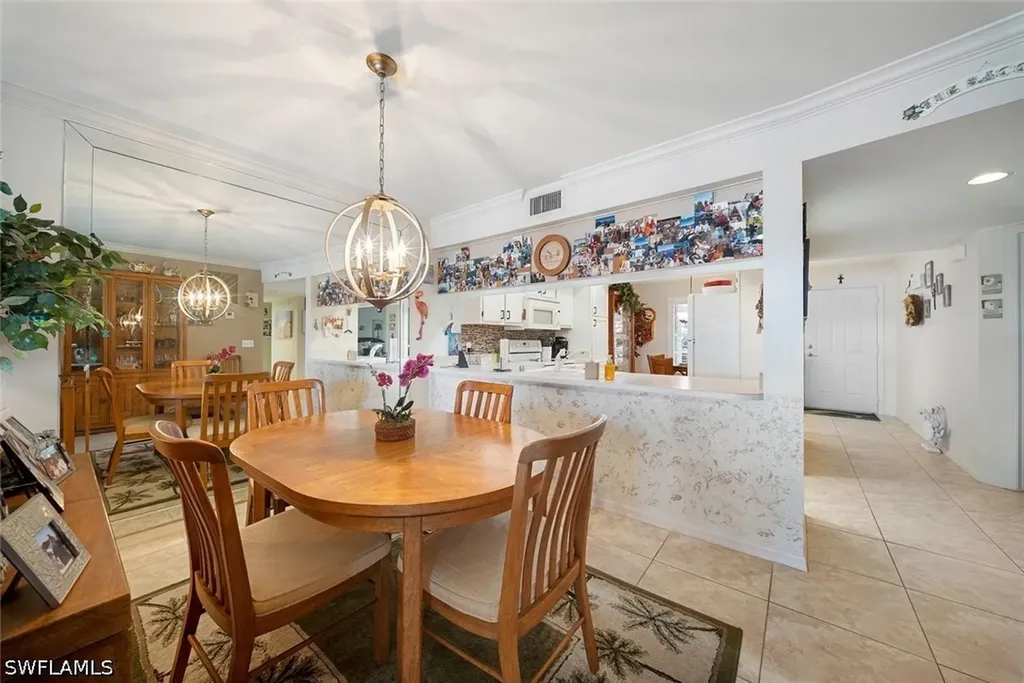 4622 SW 12th Place Cape Coral FL 33914