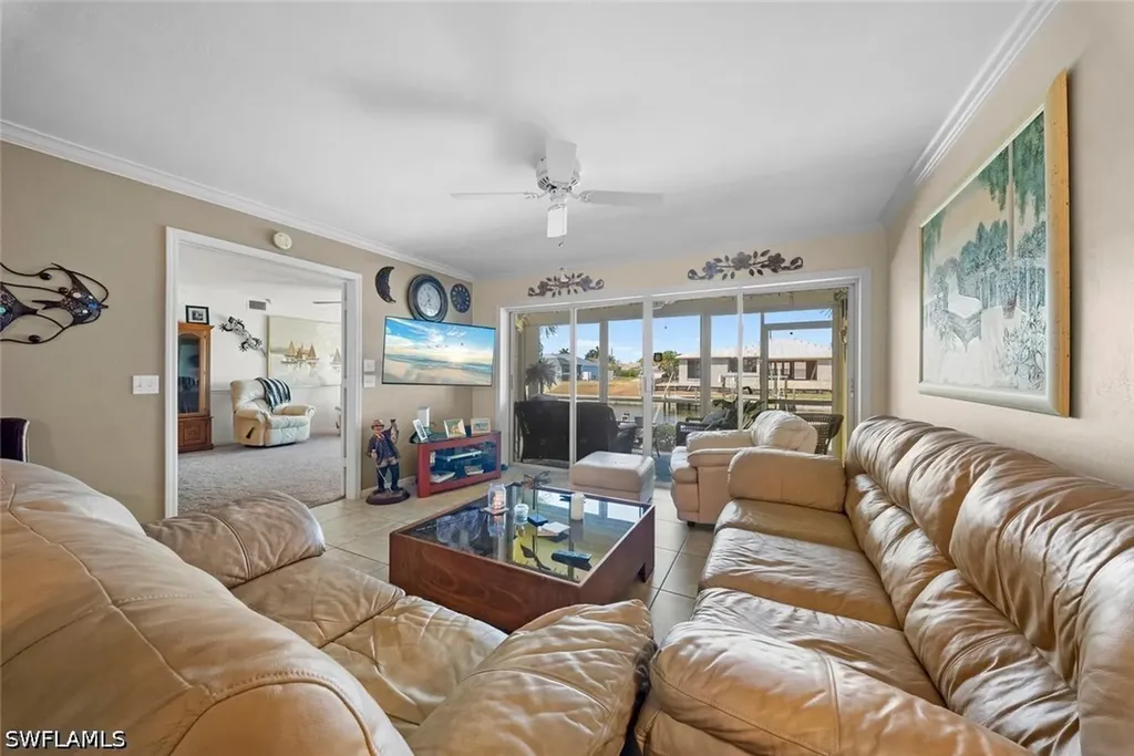 4622 SW 12th Place Cape Coral FL 33914