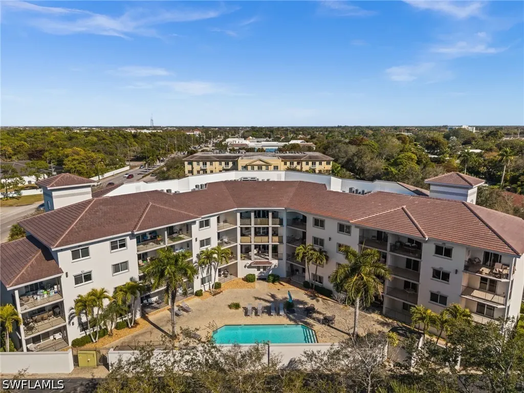 1100 Pine Ridge Road Naples FL 34108