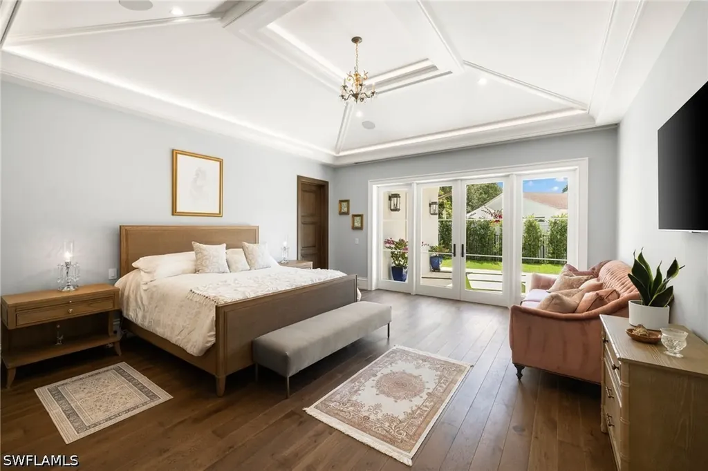 1598 Nautilus Road Naples FL 34102