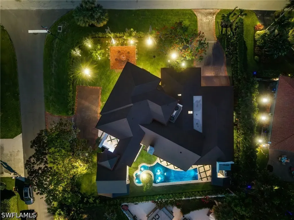 1598 Nautilus Road Naples FL 34102