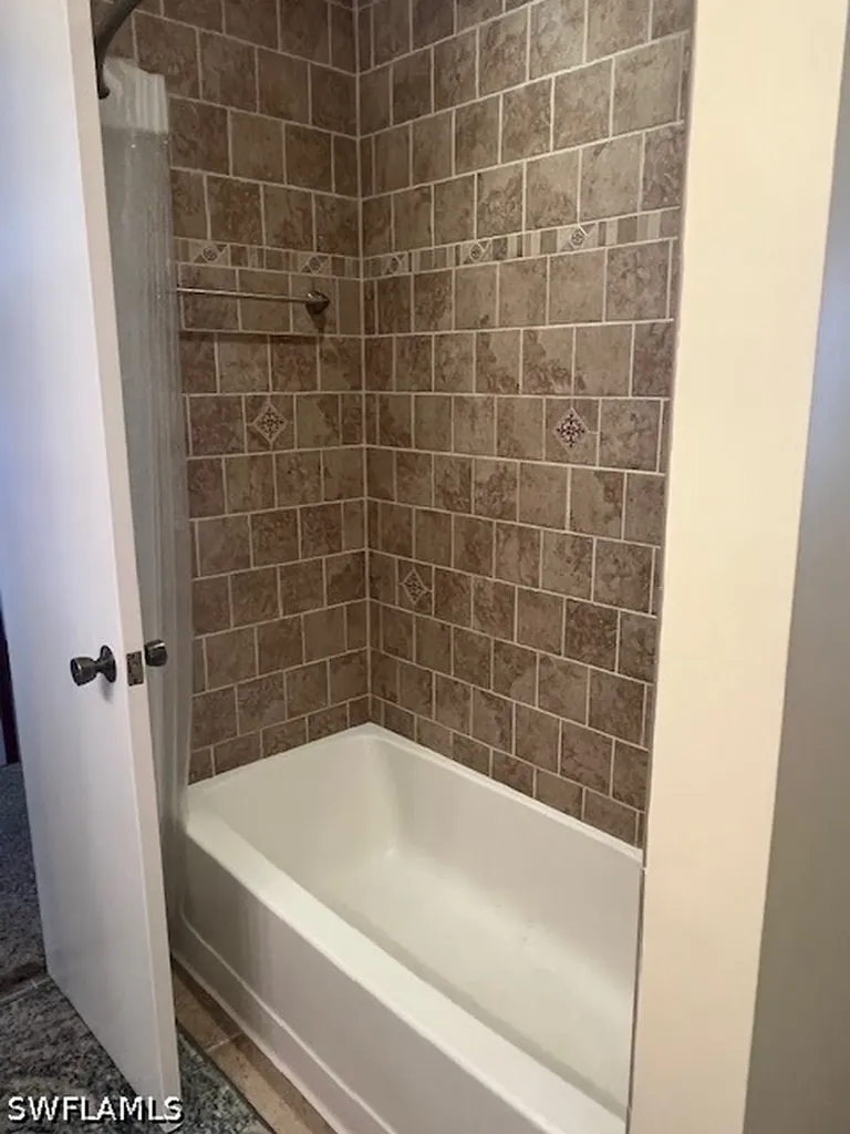840 Meadowland Drive Naples FL 34108