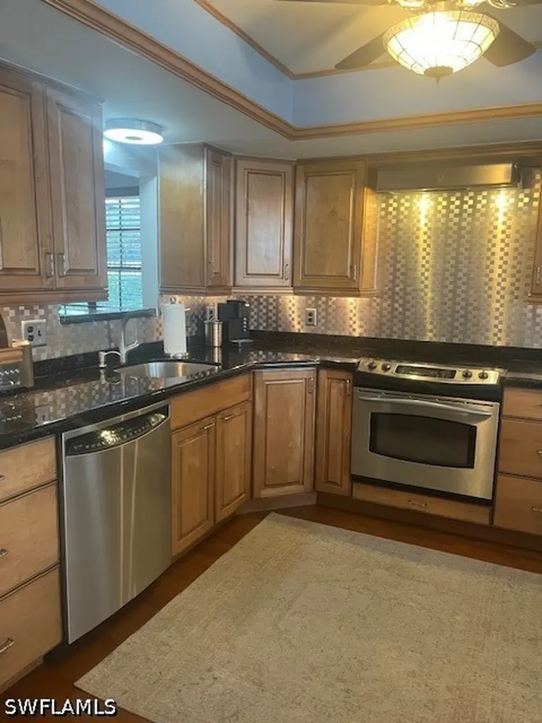 840 Meadowland Drive Naples FL 34108