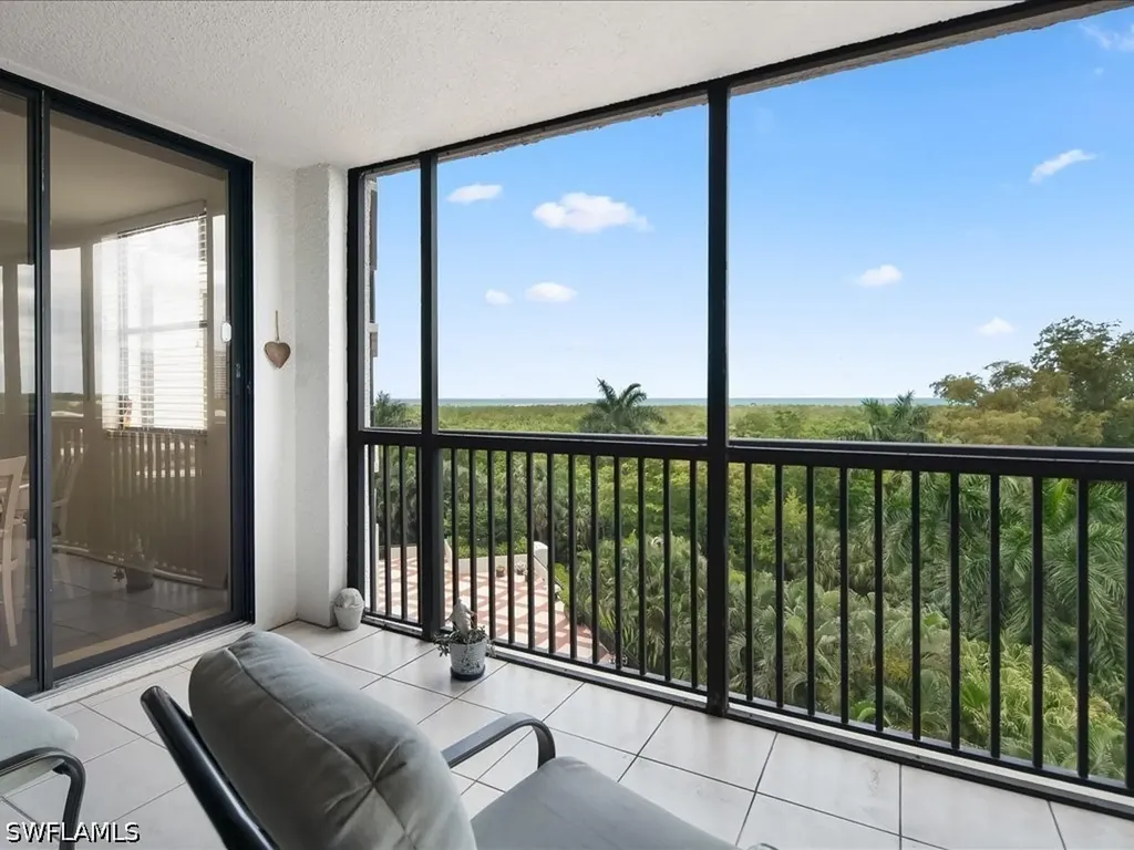 6075 Pelican Bay Boulevard Naples FL 34108