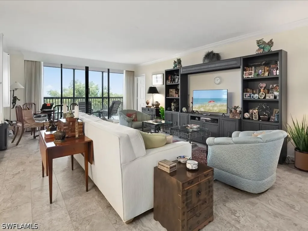 6075 Pelican Bay Boulevard Naples FL 34108