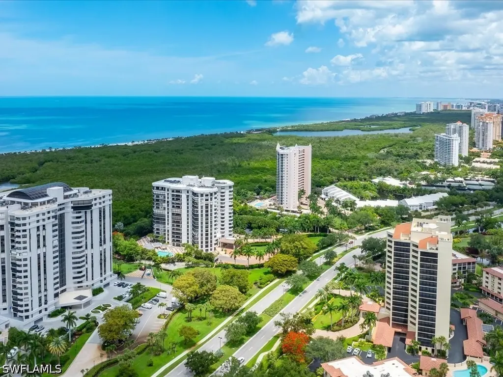 6075 Pelican Bay Boulevard Naples FL 34108