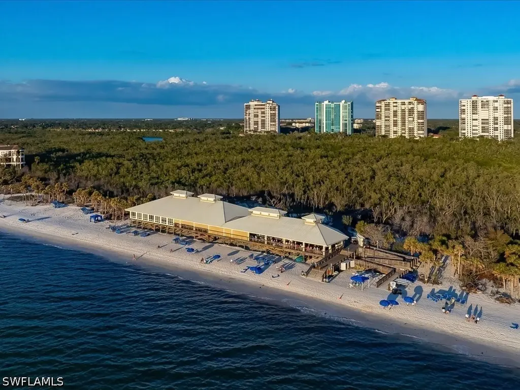 6075 Pelican Bay Boulevard Naples FL 34108