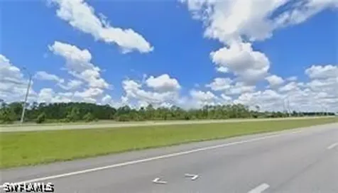 722,730 732,& 734 Meadow Road Lehigh Acres FL 33973
