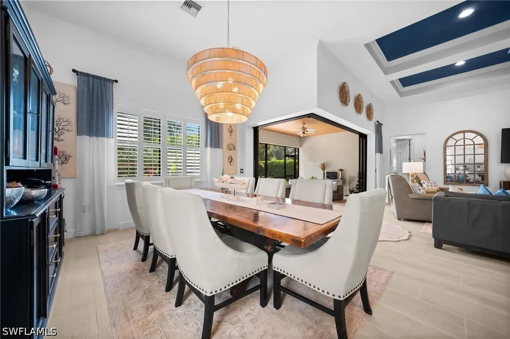 16213 Camden Lakes Circle Naples FL 34110