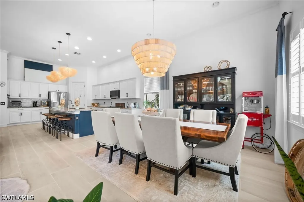 16213 Camden Lakes Circle Naples FL 34110