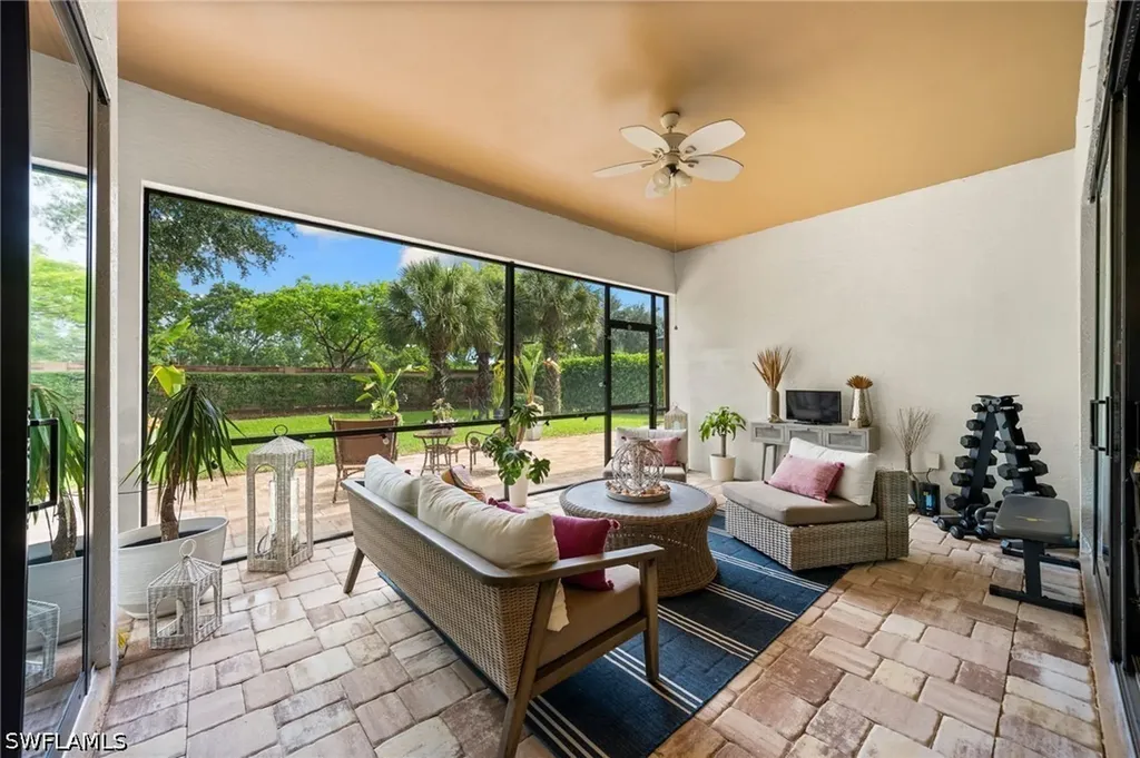 16213 Camden Lakes Circle Naples FL 34110