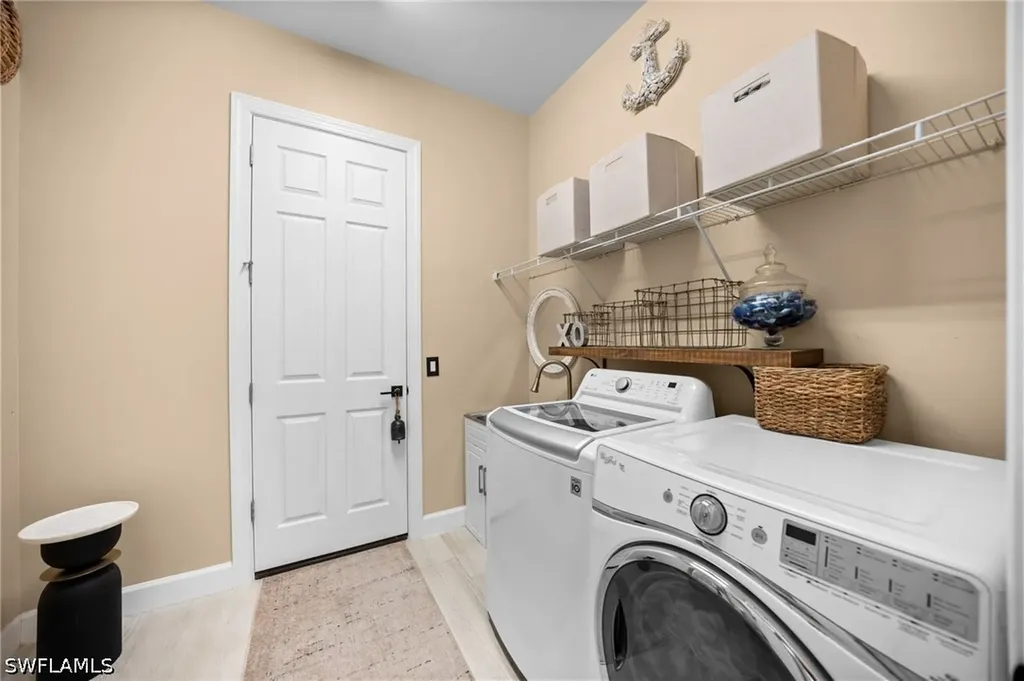 16213 Camden Lakes Circle Naples FL 34110