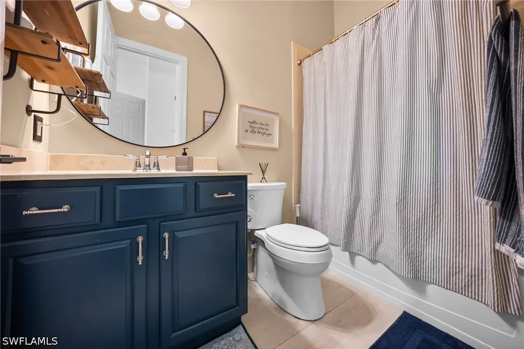 16213 Camden Lakes Circle Naples FL 34110