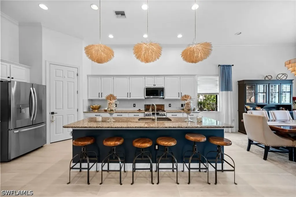 16213 Camden Lakes Circle Naples FL 34110
