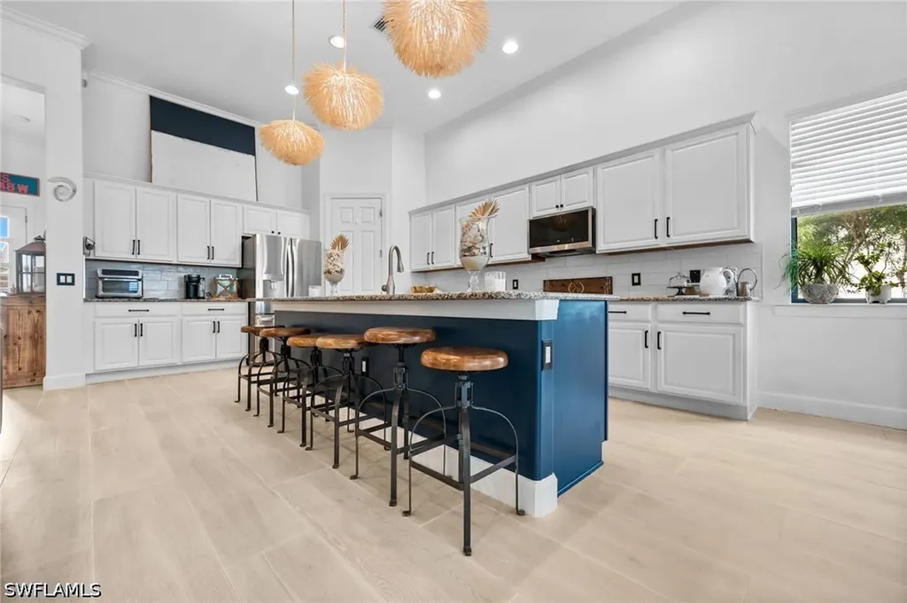 16213 Camden Lakes Circle Naples FL 34110