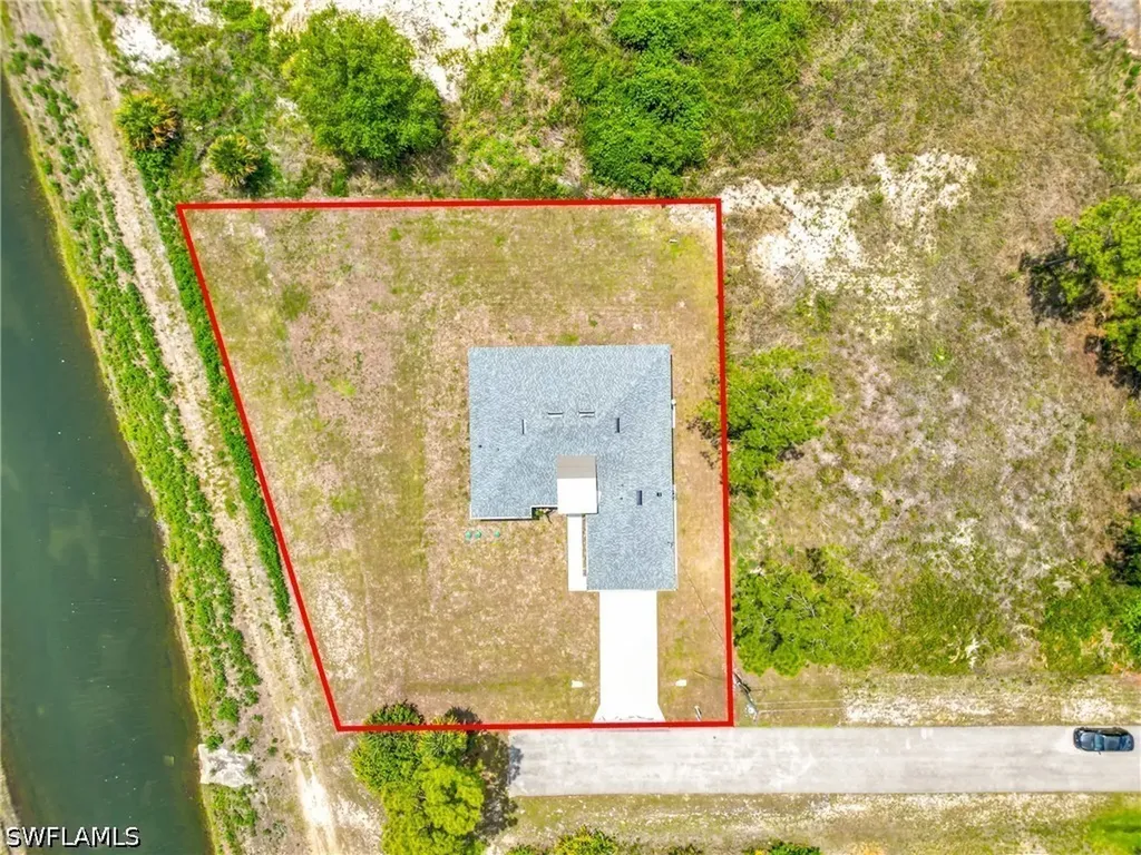 2909 Dora Avenue N Lehigh Acres FL 33971