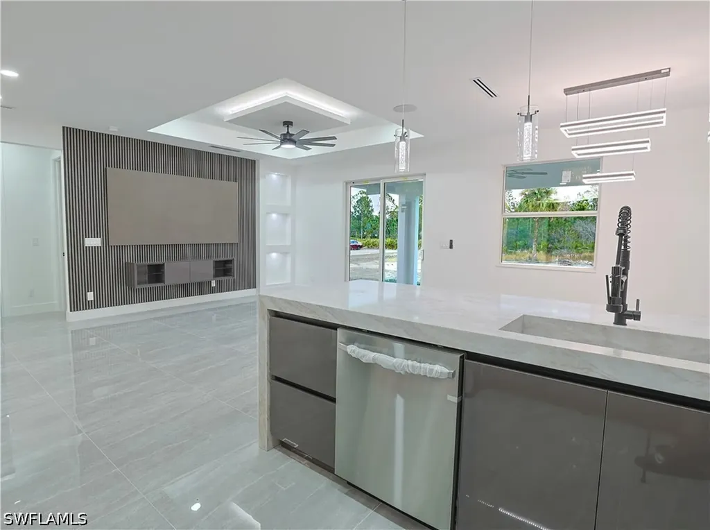 1011 Eighth Avenue Lehigh Acres FL 33972