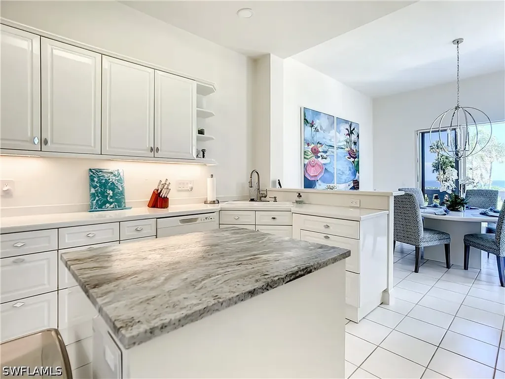 21 Casa Mar Lane Naples FL 34103