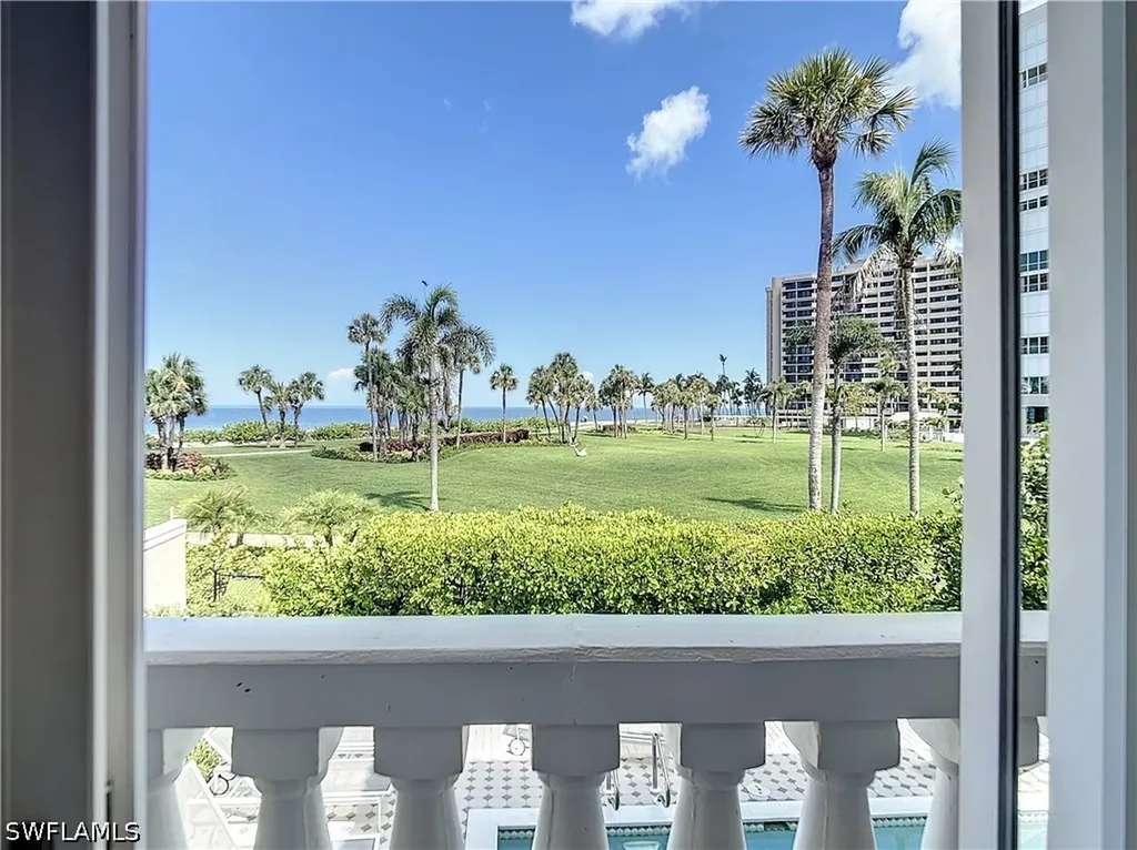 21 Casa Mar Lane Naples FL 34103