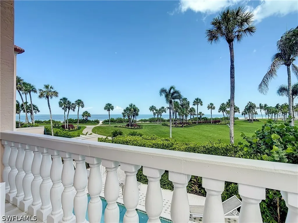 21 Casa Mar Lane Naples FL 34103