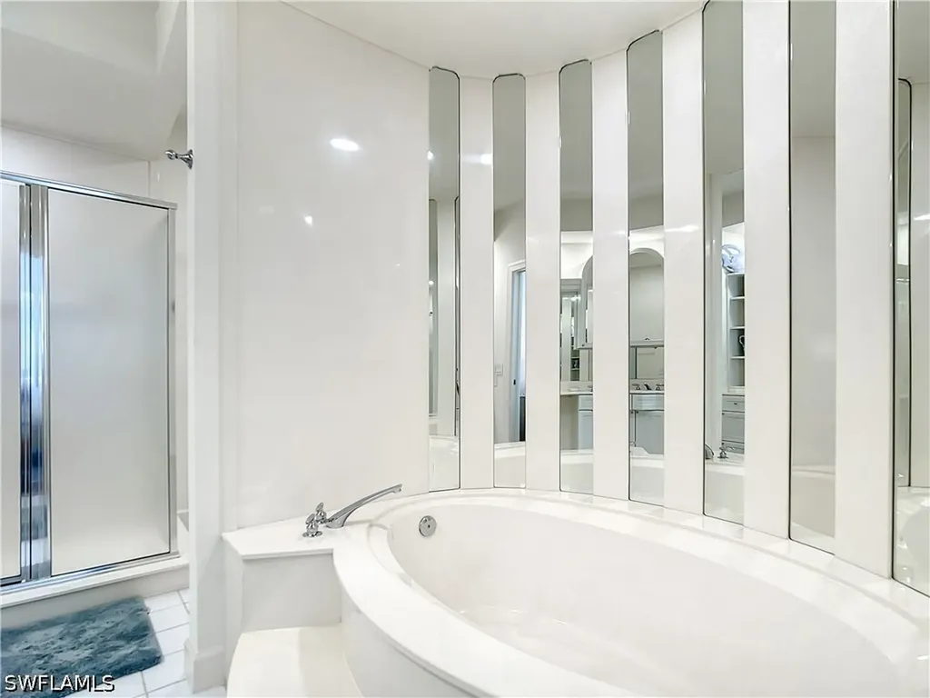 21 Casa Mar Lane Naples FL 34103