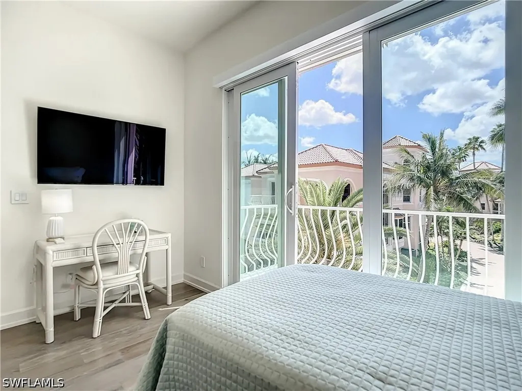 21 Casa Mar Lane Naples FL 34103