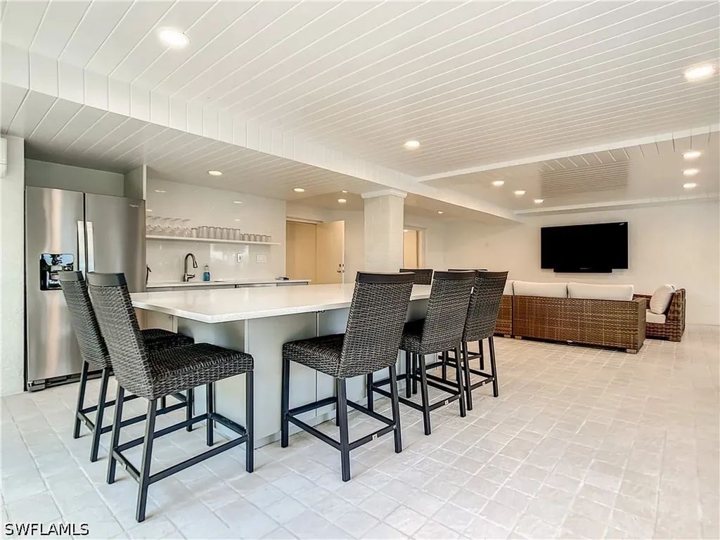21 Casa Mar Lane Naples FL 34103