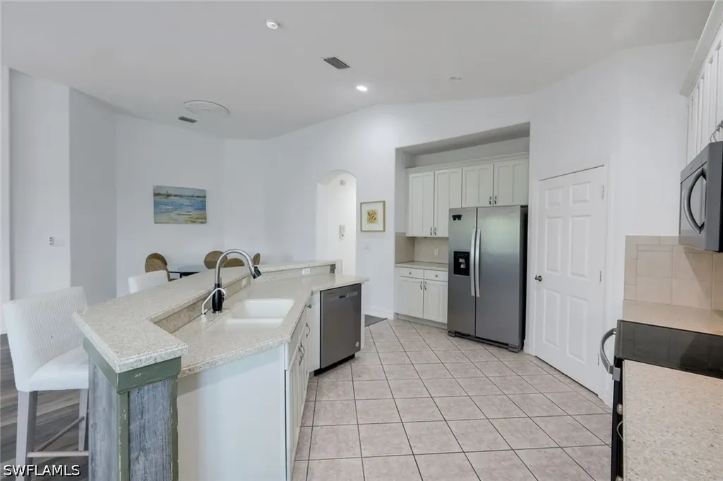 1277 Rialto Way Naples FL 34114