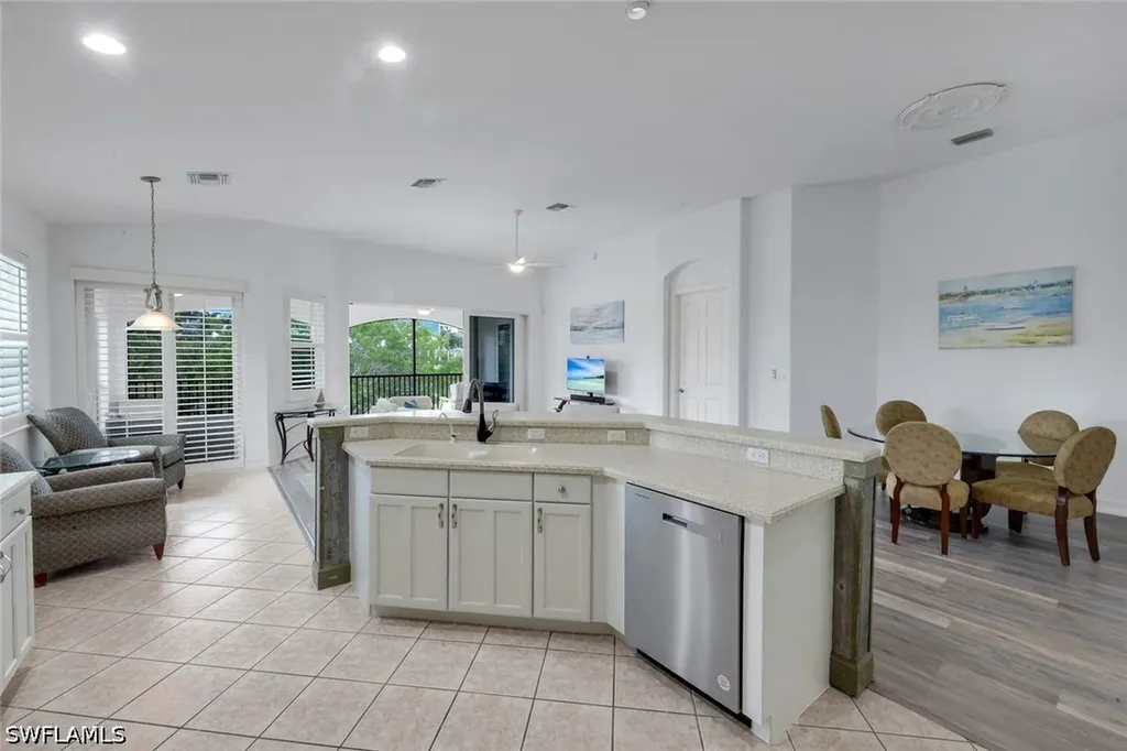 1277 Rialto Way Naples FL 34114