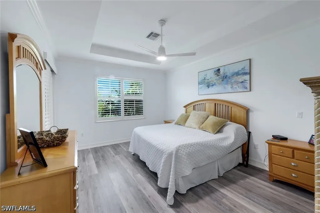 1277 Rialto Way Naples FL 34114