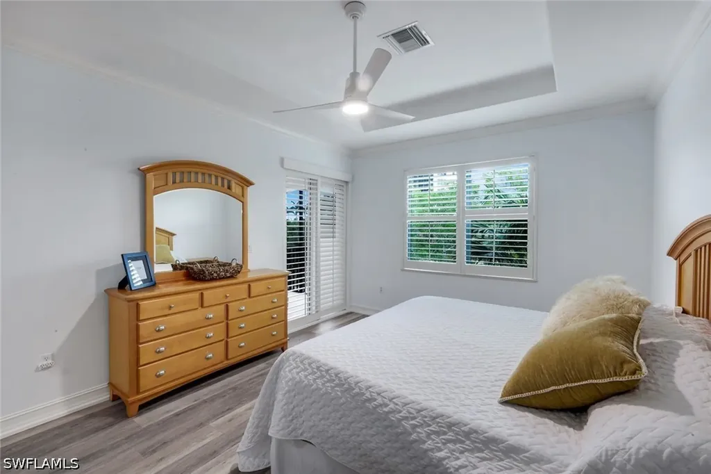 1277 Rialto Way Naples FL 34114