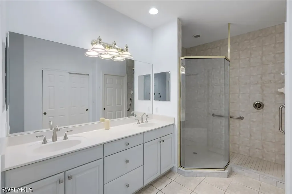 1277 Rialto Way Naples FL 34114