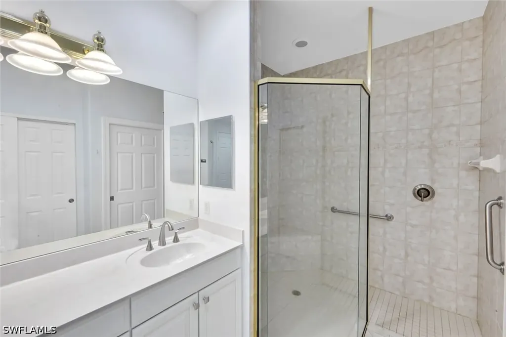 1277 Rialto Way Naples FL 34114
